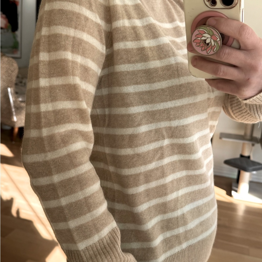 La Ligne 100% Cashmere Sweater Beige Oatmeal and Cream Off White Color. Small - Picture 6 of 6